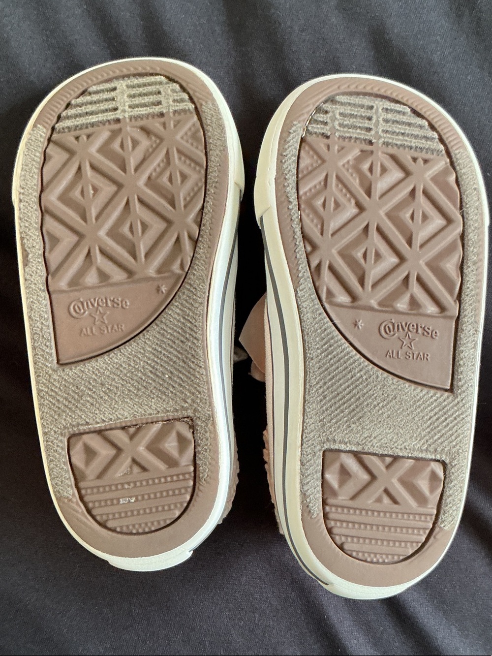 Converse All Star - Infant High-Top Sneakers with Satin Bows - Picture 7 of 9
